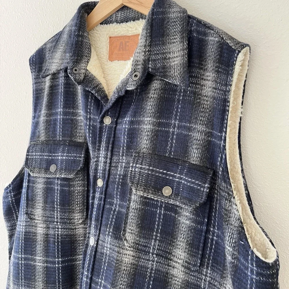 American Eagle Y2K Flannel Vest Sz XL Wool Sherpa Plaid Vintage Tartan Outdoor